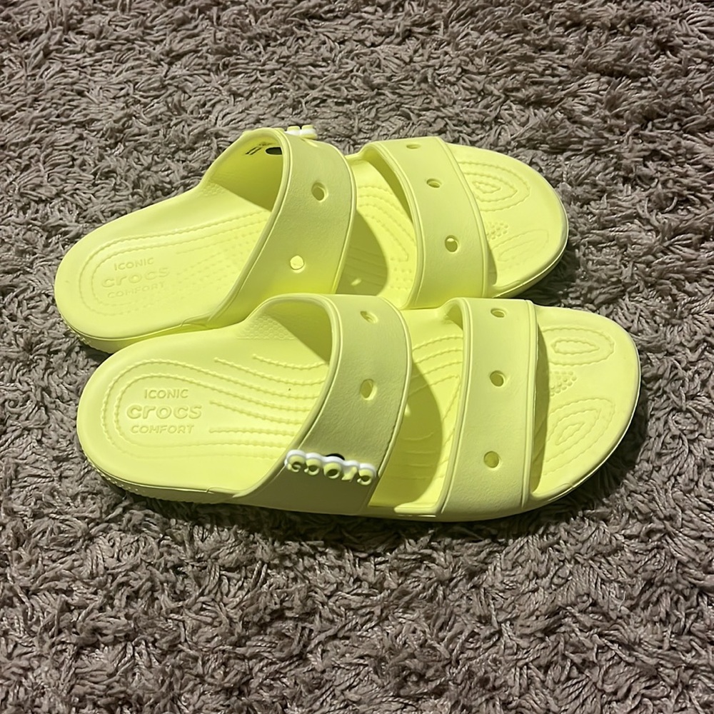 Crocs - Picture 2 of 2